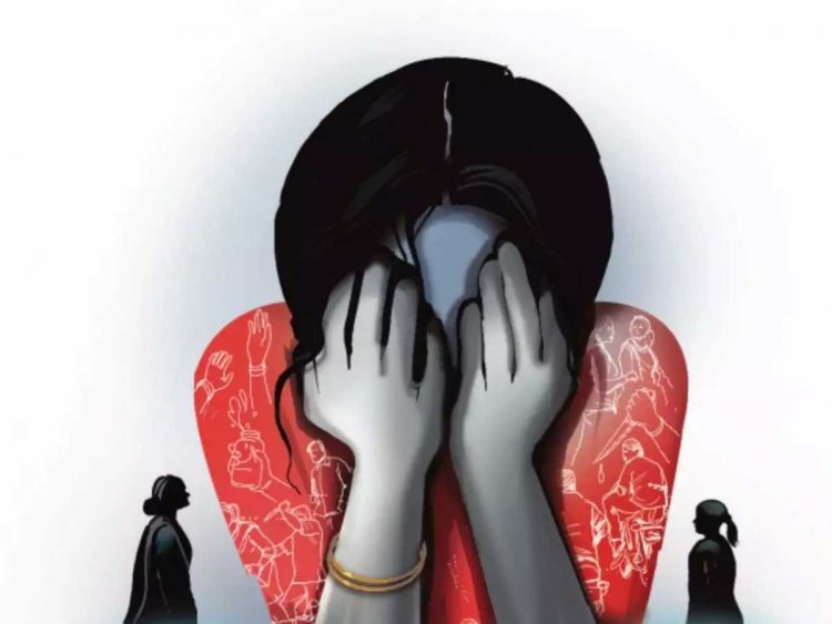 Mumbai: Event manager woman from Mumbai molested and raped in Delhi two arrested.